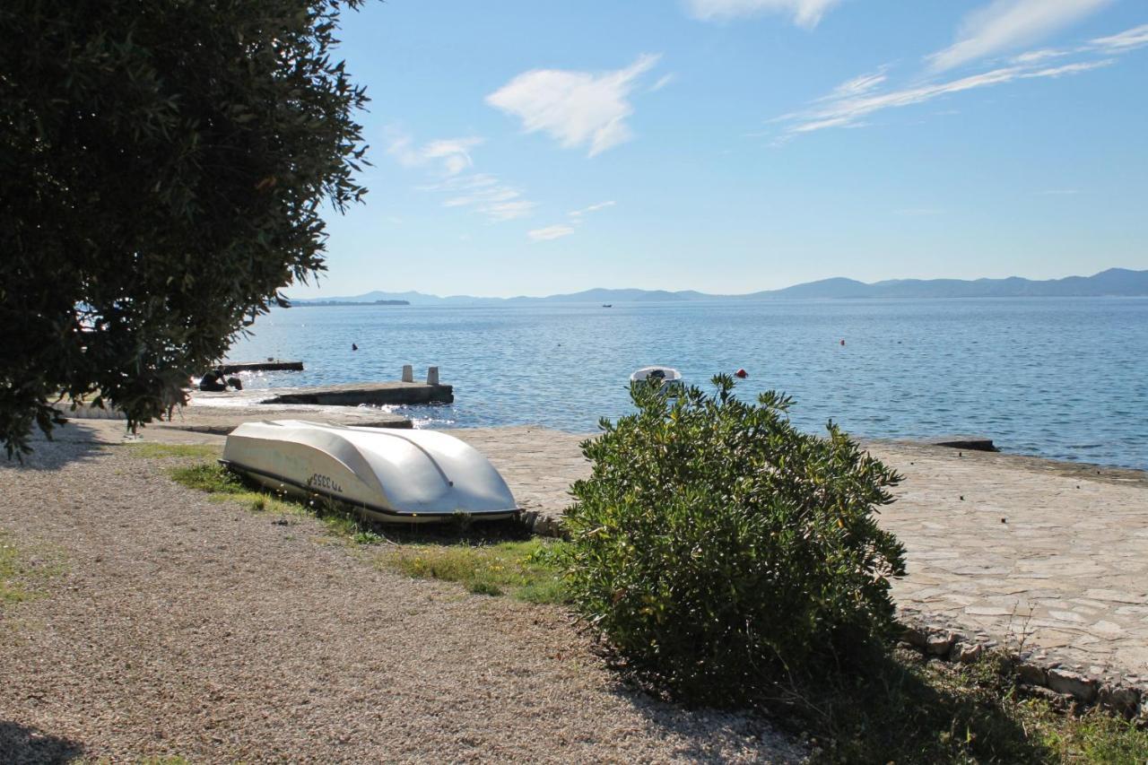 Family Friendly Seaside Apartments Kozino, Zadar - 5749 Petrcane Exteriör bild