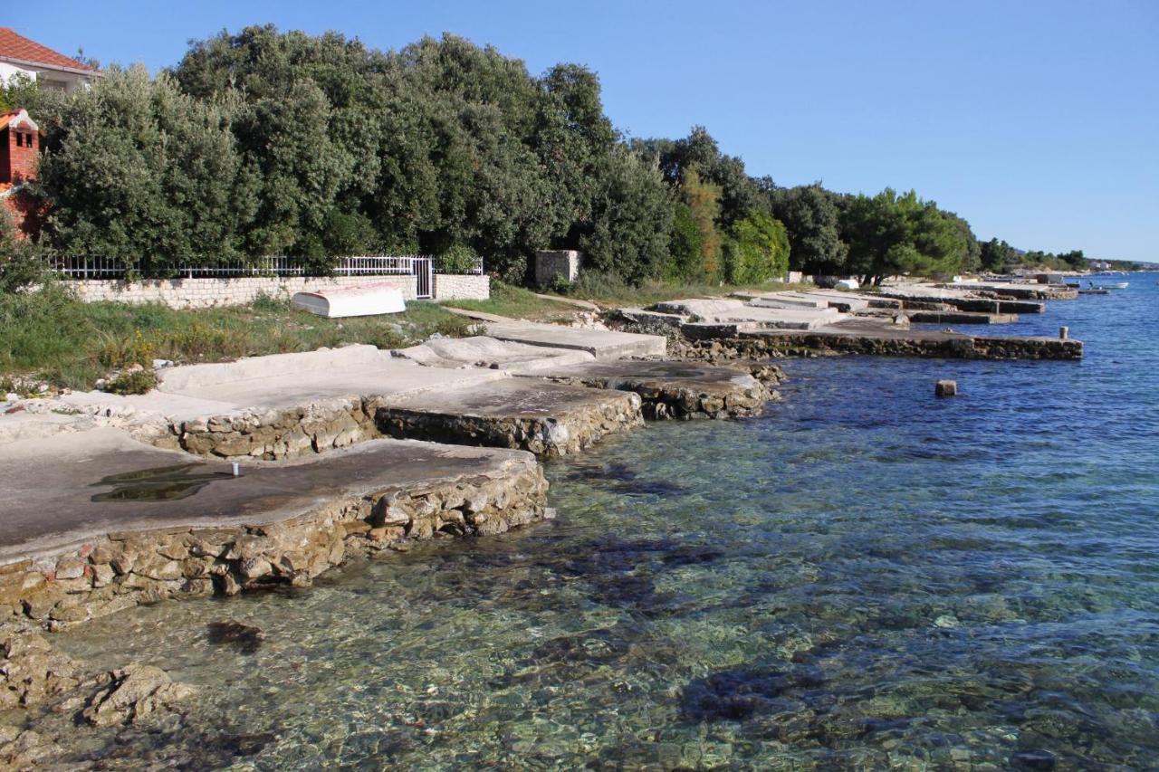 Family Friendly Seaside Apartments Kozino, Zadar - 5749 Petrcane Exteriör bild