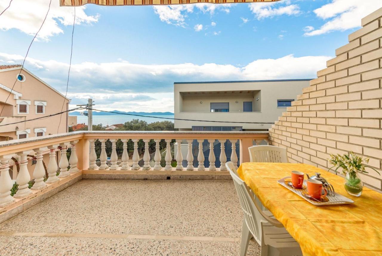 Family Friendly Seaside Apartments Kozino, Zadar - 5749 Petrcane Exteriör bild